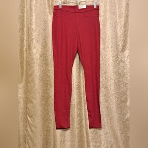 HUE NWT Leggings